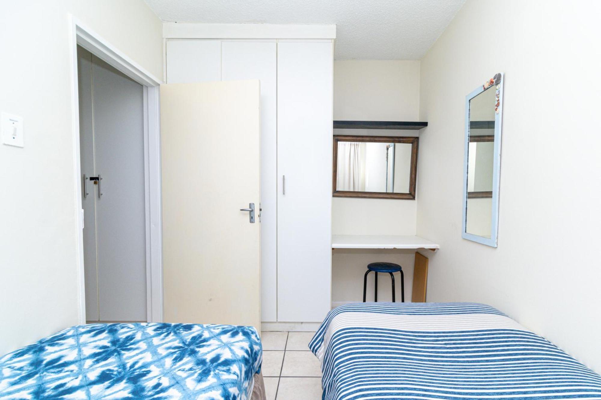 Modern Seaview Apartment Port Elizabeth Exterior photo