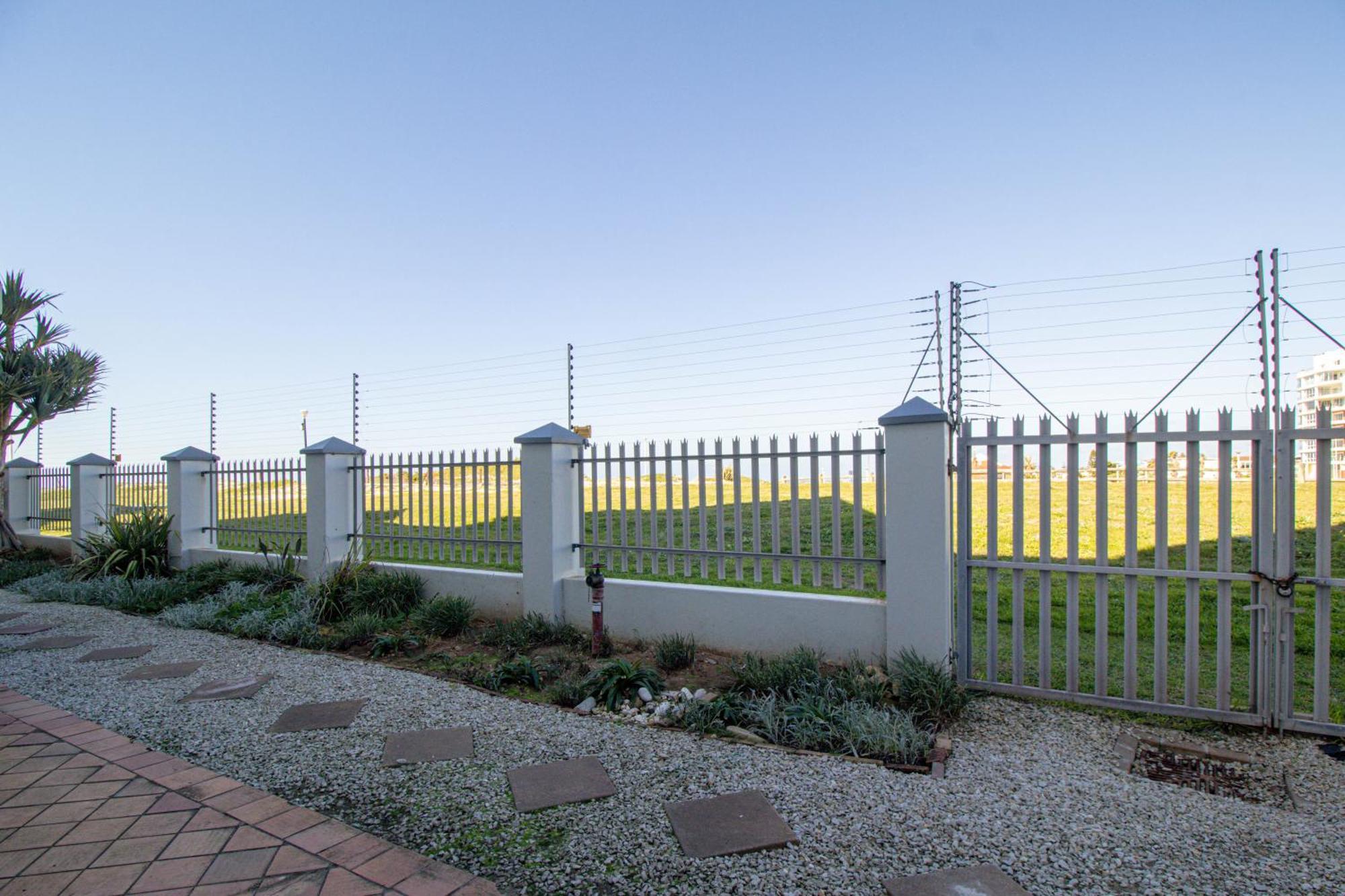 Modern Seaview Apartment Port Elizabeth Exterior photo